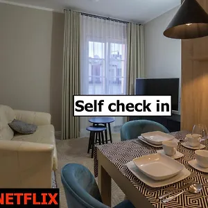  Apartment Na Skalce