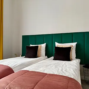  Apartment Milla